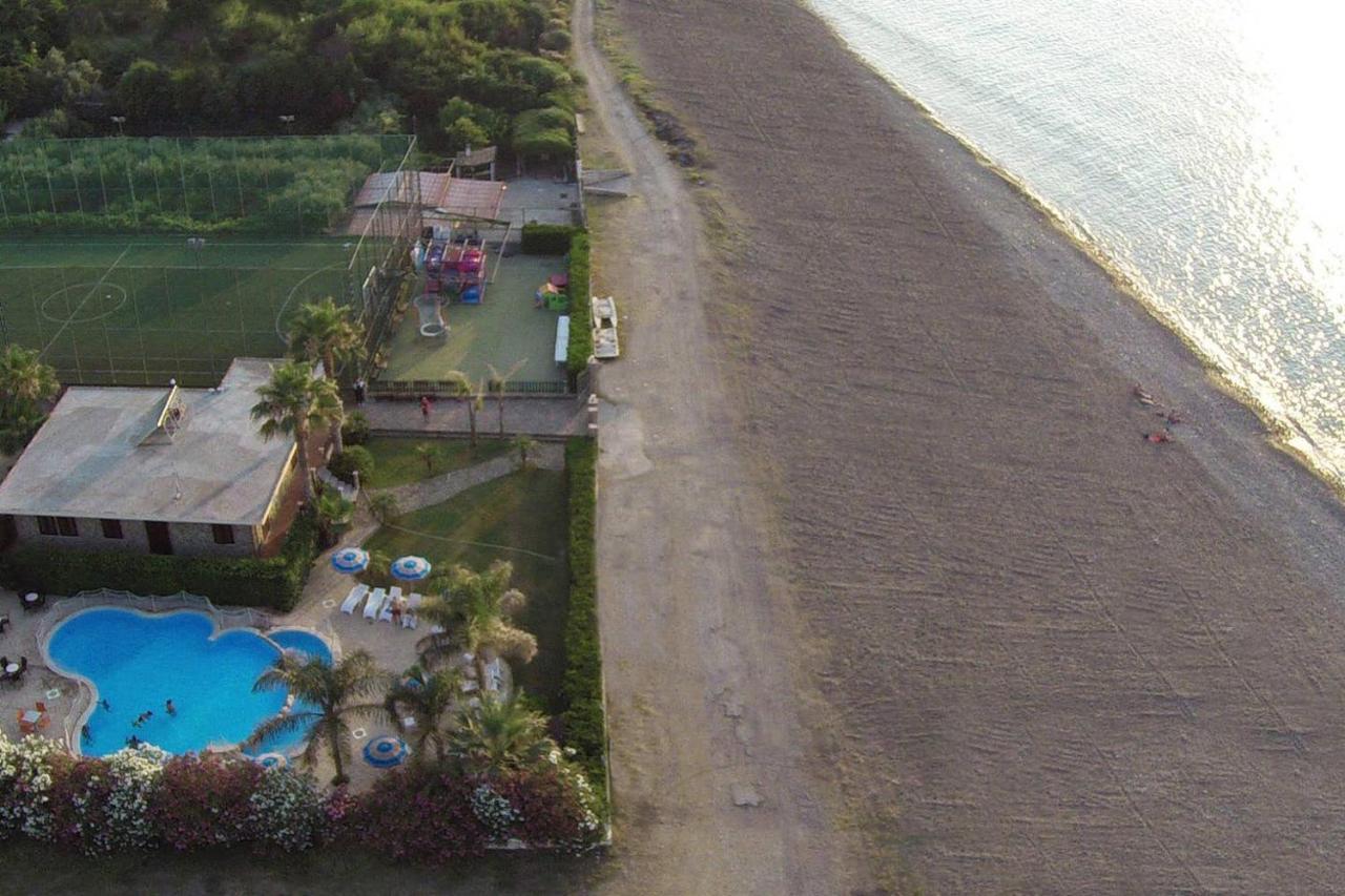 Il Geranio - Resort & Suites Acquedolci Eksteriør billede